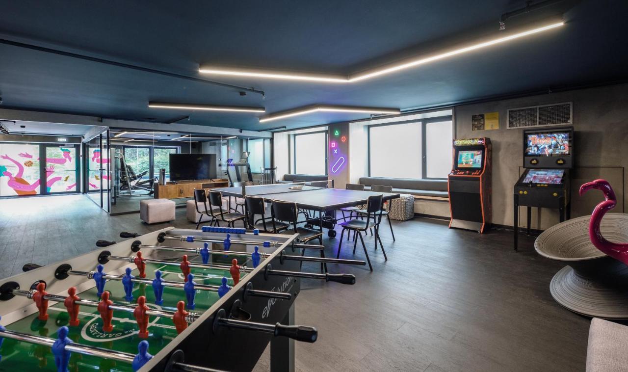 Onoma Hotel Thessaloníki Luaran gambar The games room at the University of Bath