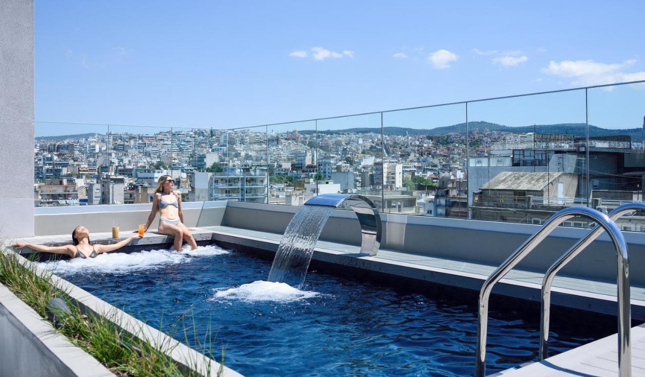 Onoma Hotel Thessaloníki Luaran gambar Rooftop pool at the Hilton Athens